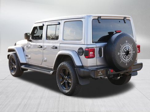 Used 2021 Jeep Wrangler Unlimited Sahara image 5