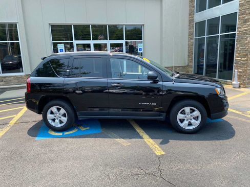 Used 2017 Jeep Compass Sport FWD image 15