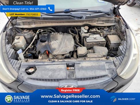 Used 2015 Hyundai Tucson SE image 16