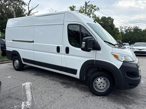 Used 2023 RAM ProMaster 2500 FWD image 8