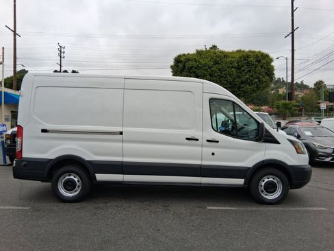 Used 2015 Ford Transit 150 148 Medium Roof RWD image 7