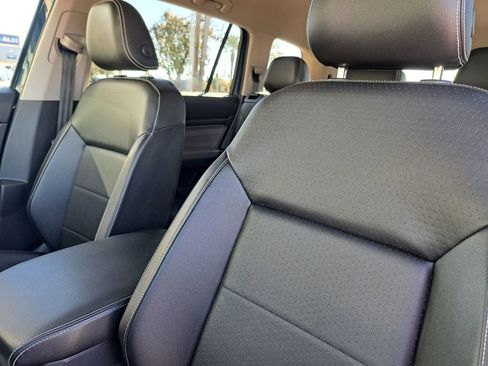 Used 2022 Volkswagen Atlas SE image 19