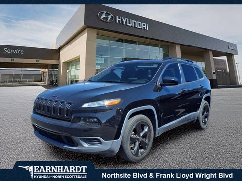 Used 2017 Jeep Cherokee Sport FWD image 1