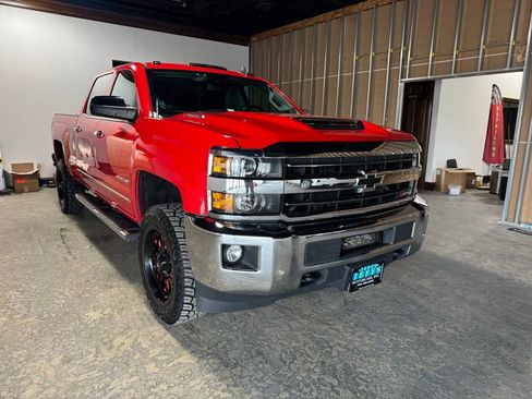 Used 2019 Chevrolet Silverado 2500 LTZ w/ Duramax Plus Package AWD/4WD image 3