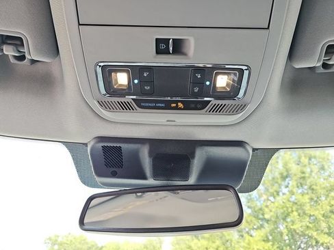 Used 2023 Ford F150 Lariat AWD/4WD image 33