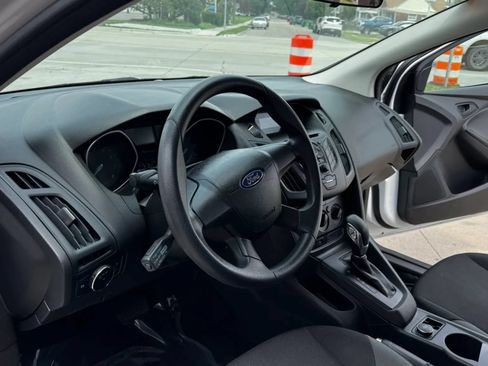 Used 2014 Ford Focus S FWD image 25