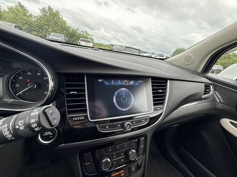 Certified 2020 Buick Encore Preferred FWD image 20