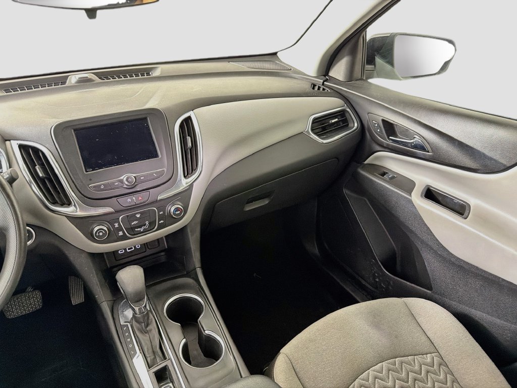 Used 2024 Chevrolet Equinox LS w/ LS Convenience Package FWD image 24