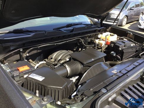 Used 2020 Chevrolet Silverado 3500 LTZ w/ LTZ Premium Package image 47