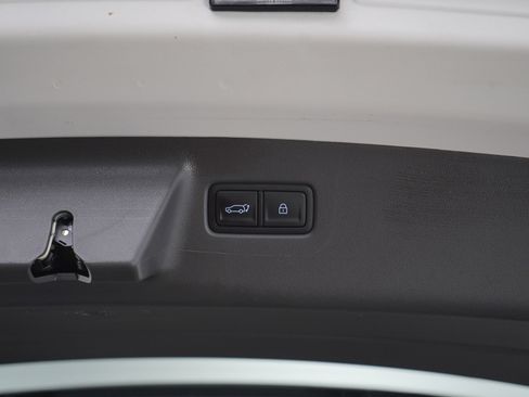 Used 2026 Hyundai Santa Fe SEL AWD/4WD image 11