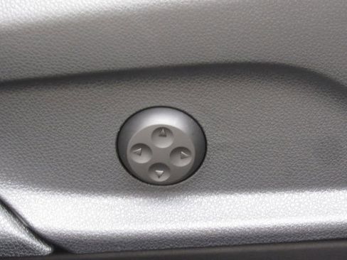 Used 2022 Mercedes-Benz GLC 300 4MATIC image 20