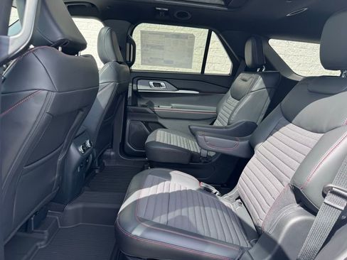 New 2026 Ford Explorer ST-Line AWD/4WD image 24