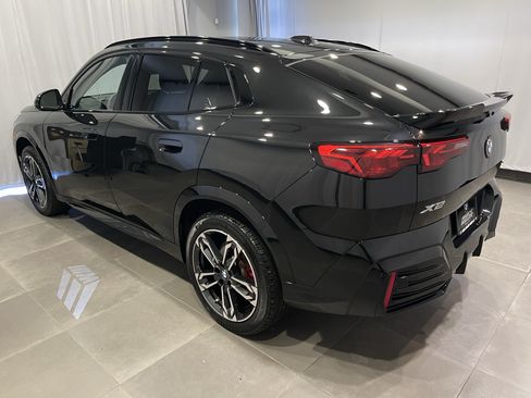 Used 2026 BMW X2 xDrive28i w/ Technology Package AWD/4WD image 4