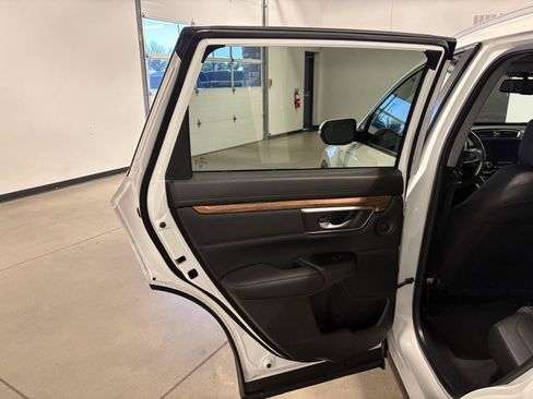 Used 2022 Honda CR-V Touring image 33