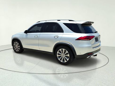 Used 2021 Mercedes-Benz GLE 350 4MATIC w/ Premium Package image 4