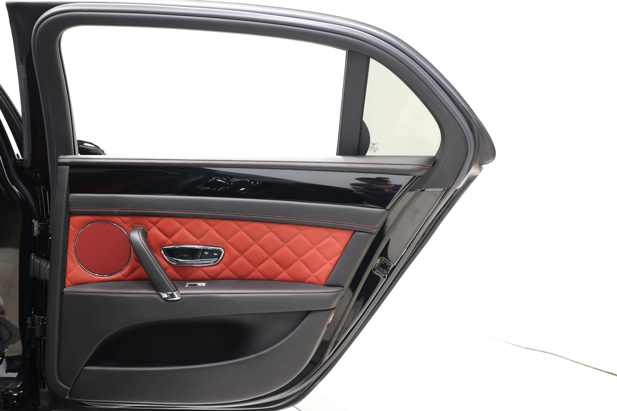 Used 2018 Bentley Flying Spur S V8 w/ Black Edition AWD/4WD image 77
