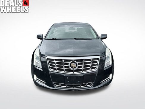 Used 2014 Cadillac XTS Luxury FWD image 2