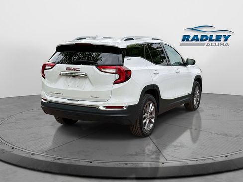 Used 2023 GMC Terrain SLT AWD/4WD image 7