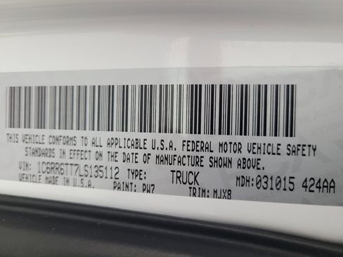 Used 2020 RAM 1500 Classic SLT w/ Luxury Group RWD image 33