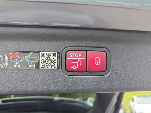 Certified 2023 Mercedes-Benz EQE 500 4MATIC SUV image 13