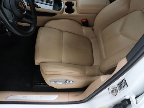 Used 2023 Porsche Macan S image 16