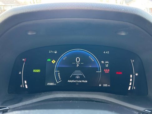 Used 2025 Toyota Camry LE FWD image 23