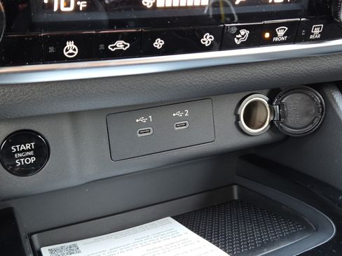 Used 2026 Nissan Rogue SV w/ Cold Weather Package FWD image 19