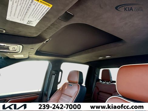 Used 2024 GMC Sierra 3500 Denali Ultimate image 26