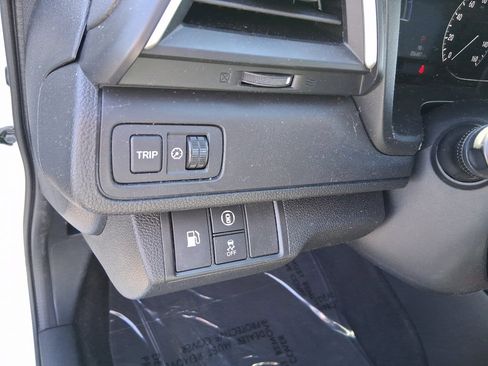 Used 2022 Honda Insight Touring image 13