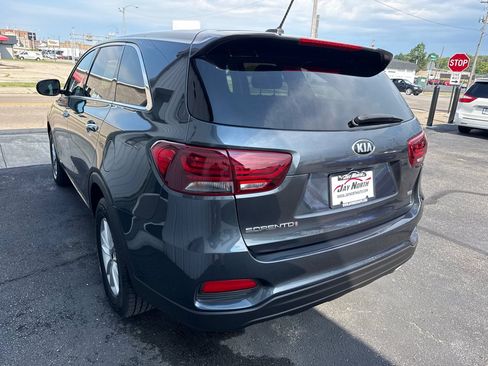 Used 2020 Kia Sorento LX AWD/4WD image 5