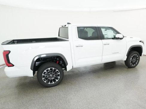 New 2026 Toyota Tundra Limited AWD/4WD image 40