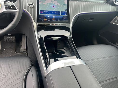 Certified 2025 Mercedes-Benz GLC 300 4MATIC image 11