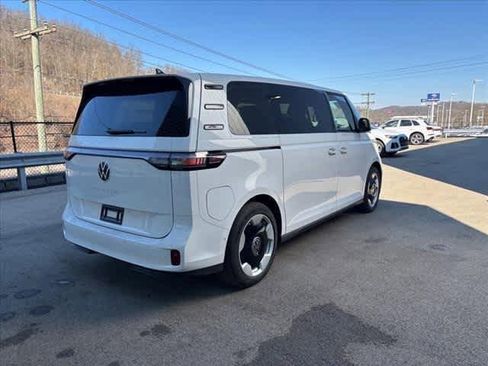 New 2025 Volkswagen ID. Buzz Pro S image 19