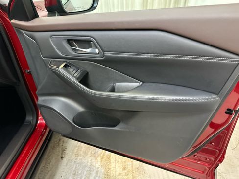 Certified 2023 Nissan Rogue SV w/ SV Premium Package image 28