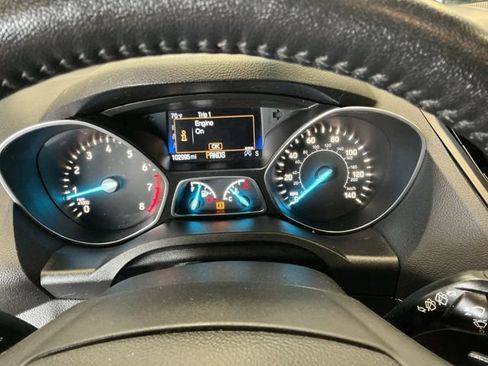 Used 2017 Ford Escape Titanium AWD/4WD image 14