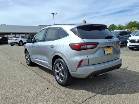Certified 2024 Ford Escape ST-Line w/ Tech Pack #1 AWD/4WD image 5
