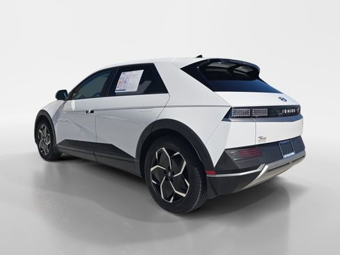 Used 2023 Hyundai Ioniq 5 SEL image 5