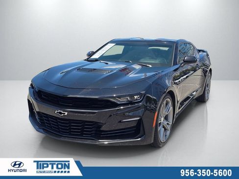 Used 2019 Chevrolet Camaro SS RWD image 1