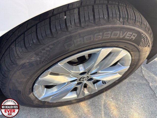Used 2023 Toyota Sienna XLE w/ XLE Plus Package AWD/4WD image 4