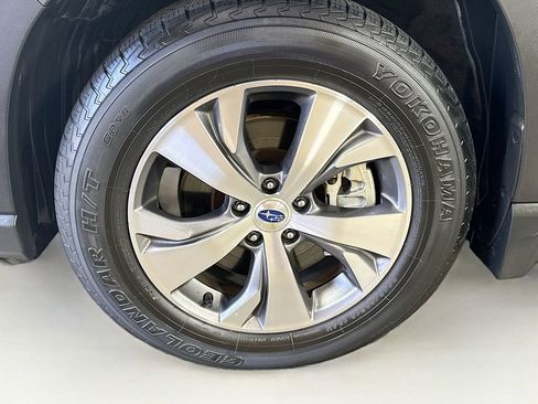 Used 2021 Subaru Ascent Premium w/ Convenience Package AWD/4WD image 39