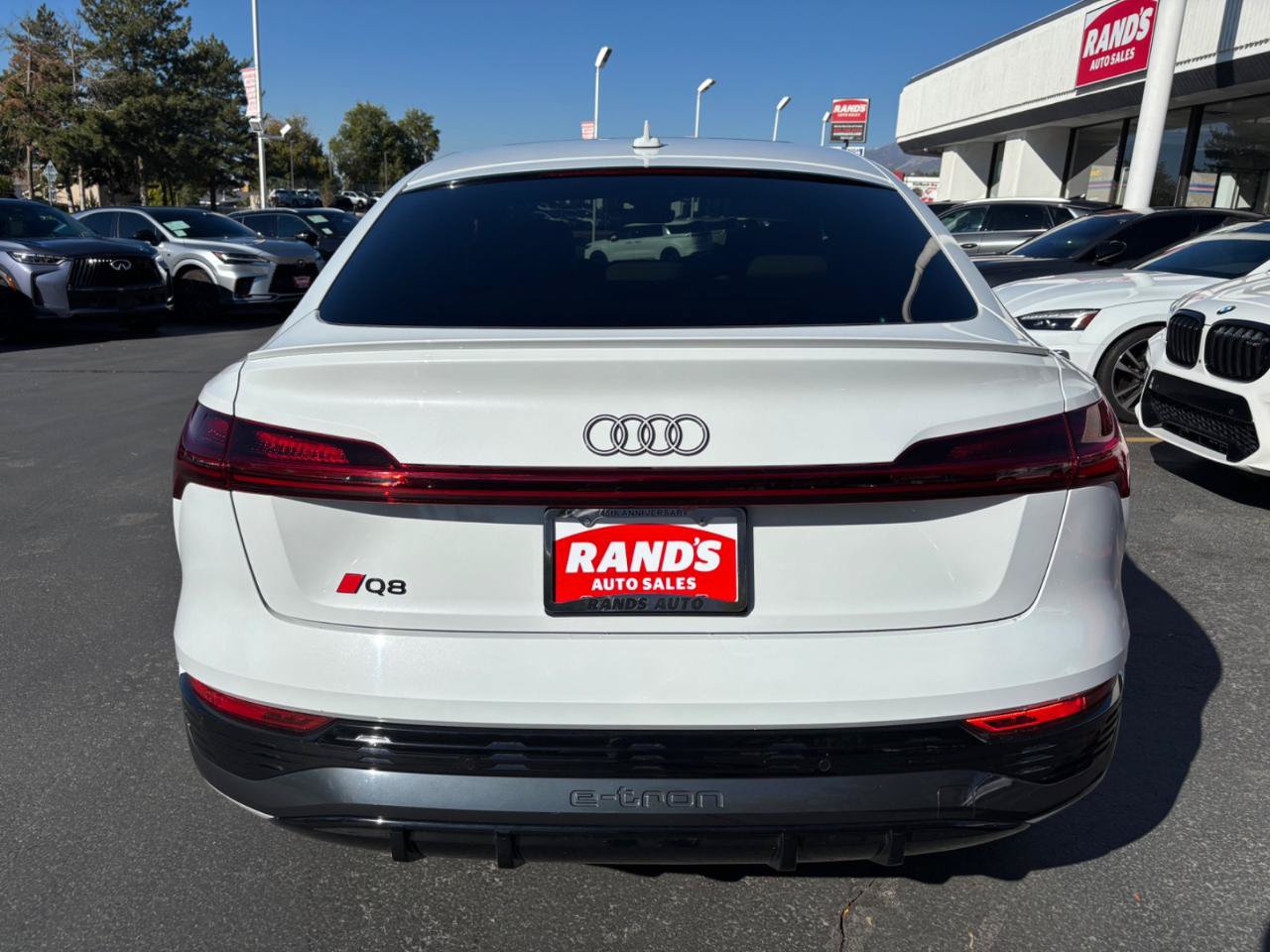 Used 2024 Audi Q8 e-tron Premium Plus AWD/4WD image 14