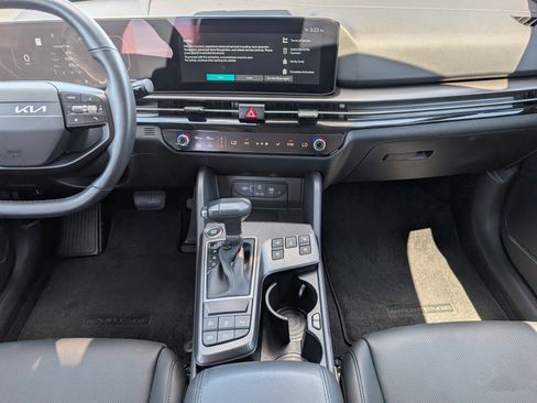 Used 2026 Kia Sportage SX FWD image 7