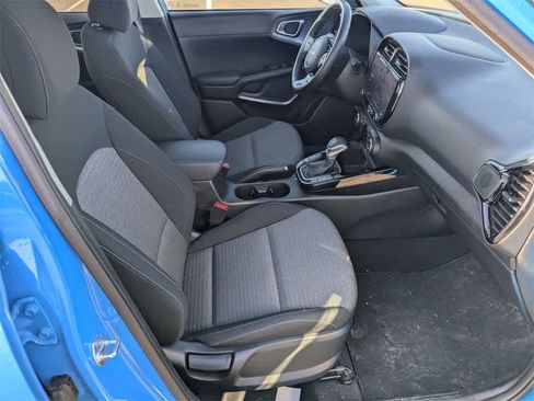 Used 2024 Kia Soul EX image 20