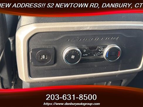 Used 2024 Ford Expedition Max XLT RWD image 26