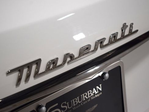 Certified 2022 Maserati Levante GT image 11