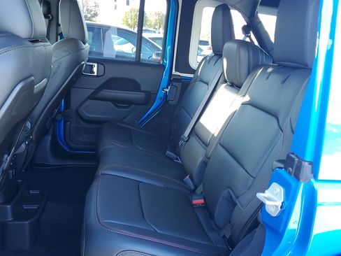 New 2026 Jeep Wrangler Unlimited Rubicon image 10