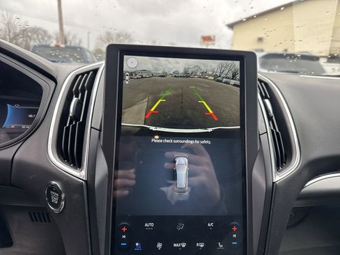 Used 2022 Ford Edge Titanium w/ Equipment Group 301A image 26