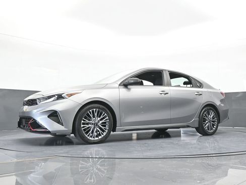 Used 2023 Kia Forte GT-Line w/ GT-Line Premium Package image 54