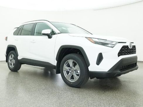 New 2025 Toyota RAV4 XLE image 21