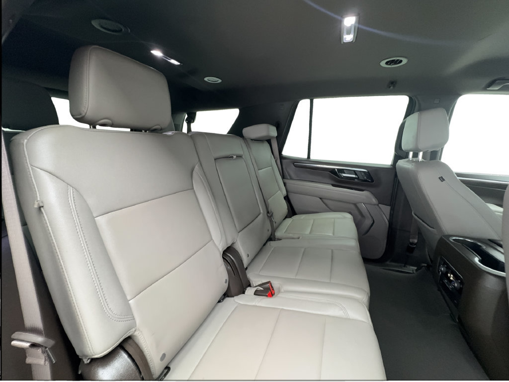 Used 2025 Chevrolet Tahoe LT RWD image 32